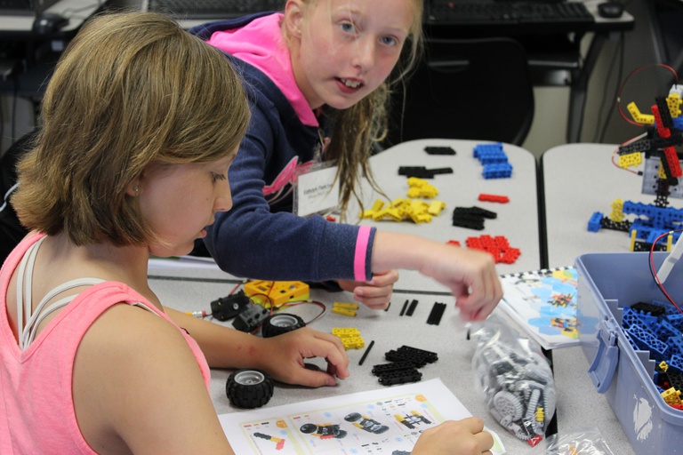 RoboThink Girls Scouts Robotics Workshop (2023-11-07)
