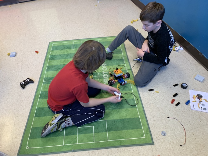 Battle Robots @ Morristown Mondays (6 Weeks) (2024-01-22 - 2024-03-04)